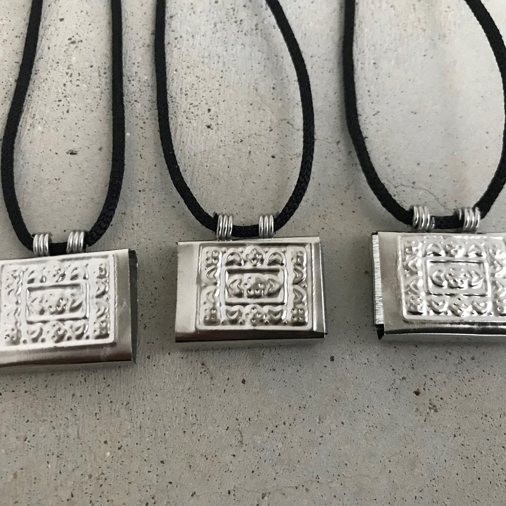Taweez Pendant Necklace Silver Tone W Black Cord - Picture 1 of 8